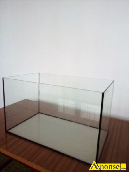 akwarium opis dodatkowy: Akwarium dł.50cm. szer. 30cm. wys. 30cm. akwarium opis dodatkowy: Akwarium dł.50cm. szer. 30cm. wys. 30cm.