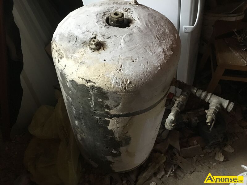 GRZEJNIK opis dodatkowy: Kuchnia na dwie fajery można podłączyć centralne ogrzewanie do 50 m z bojlerem na ciepła wodę 450 zł. stan przedmiotu transakcji: stan dobry GRZEJNIK opis dodatkowy: Kuchnia na dwie fajery można podłączyć centralne ogrzewanie do 50 m z bojlerem na ciepła wodę 450 zł. stan przedmiotu transakcji: stan dobry