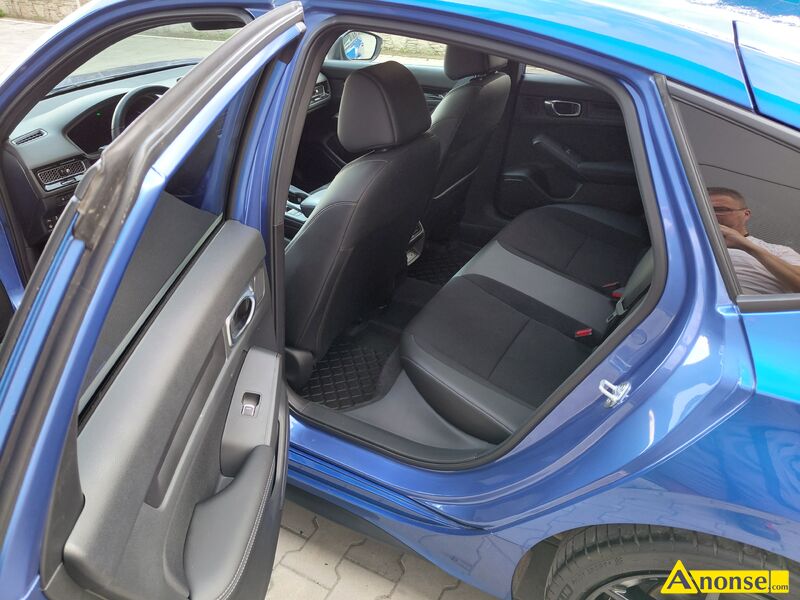 HONDA CIVIC, 2022r./X, 2.000cm<sup>3</sup>, 184KM , hybrydowy, hatchback, 48.000km, niebieski, perła bezpieczeństwo: poduszki powietrzne, autoalarm, ASR, immobiliser, ABS komfort: regulacja kierownicy, komputer pokładowy, elektryczne szyby, automatyczna skrz. biegów, centralny zamek, wspomaganie kierownicy, elektryczne lusterka, klimatyzacja automatyczna, regulacja świateł wygląd: aluminiowe felgi, halogeny informacje dodatkowe: liczba drzwi, książka serwisowa, serwisowany, bezwypadkowy, karta pojazdu, 1.właściciel 5 drzwi (5D) 5 drzwi (5D) audio samochodowe: radio + odtwarzacz CD opis dodatkowy: Samochód wyposażony między innymi w ABS, VSA, LKAS, automatyczną klimatyzację, kamerę cofania, czujniki parkowania przednie i tylne, fabryczną nawigację GPS, reflektory adaptacyjne full LED, rozpoznawanie znaków , elektryczne szyby przednie i tylne, el. regulowane składne i podgrzewane lusterka, alarm, aktywny tempomat (ACC), immobiliser, automatyczne światła z czujnikiem zmierzchu, asystent pasa ruchu , automatyczne wycieraczki z czujnikiem deszczu, podgrzewane fotele przednie, komputer pokładowy, wielofunkcyjną skórzaną kierownicę, system Connect+ obsługujący Apple CarPlay / Android Auto, ładowanie indukcyjne telefonu , felgi aluminiowe 18 HONDA CIVIC, 2022r./X, 2.000cm<sup>3</sup>, 184KM , hybrydowy, hatchback, 48.000km, niebieski, perła bezpieczeństwo: poduszki powietrzne, autoalarm, ASR, immobiliser, ABS komfort: regulacja kierownicy, komputer pokładowy, elektryczne szyby, automatyczna skrz. biegów, centralny zamek, wspomaganie kierownicy, elektryczne lusterka, klimatyzacja automatyczna, regulacja świateł wygląd: aluminiowe felgi, halogeny informacje dodatkowe: liczba drzwi, książka serwisowa, serwisowany, bezwypadkowy, karta pojazdu, 1.właściciel 5 drzwi (5D) 5 drzwi (5D) audio samochodowe: radio + odtwarzacz CD opis dodatkowy: Samochód wyposażony między innymi w ABS, VSA, LKAS, automatyczną klimatyzację, kamerę cofania, czujniki parkowania przednie i tylne, fabryczną nawigację GPS, reflektory adaptacyjne full LED, rozpoznawanie znaków , elektryczne szyby przednie i tylne, el. regulowane składne i podgrzewane lusterka, alarm, aktywny tempomat (ACC), immobiliser, automatyczne światła z czujnikiem zmierzchu, asystent pasa ruchu , automatyczne wycieraczki z czujnikiem deszczu, podgrzewane fotele przednie, komputer pokładowy, wielofunkcyjną skórzaną kierownicę, system Connect+ obsługujący Apple CarPlay / Android Auto, ładowanie indukcyjne telefonu , felgi aluminiowe 18