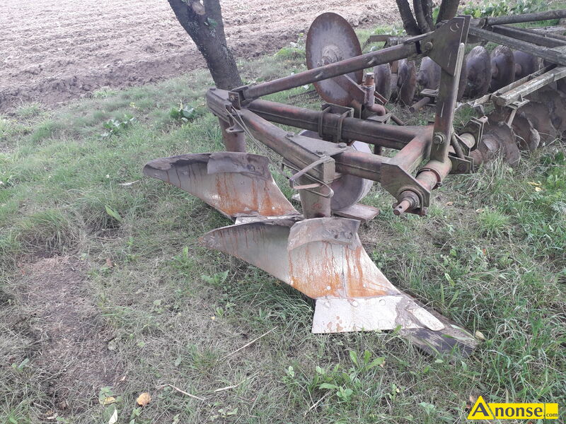 PŁUG opis dodatkowy: Pług 2-skibowy Grudziądz w ładnym stanie jak na swoje lata, z krojem . Warty Uwagi. Polecam stan przedmiotu transakcji: stan bardzo dobry PŁUG opis dodatkowy: Pług 2-skibowy Grudziądz w ładnym stanie jak na swoje lata, z krojem . Warty Uwagi. Polecam stan przedmiotu transakcji: stan bardzo dobry