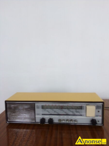RADIO , LUDWIK. opis dodatkowy: Sprawne radio z dokumentami zakupu z 1975r. stan przedmiotu transakcji: stan bardzo dobry RADIO , LUDWIK. opis dodatkowy: Sprawne radio z dokumentami zakupu z 1975r. stan przedmiotu transakcji: stan bardzo dobry