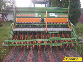 Anonse - AGREGAT, Amazone AD-303. 3m. wysiew talerzowy, nadbudowany z powiększoną skrzynią zasypową, z wałem gumowo-plastikowym Matrixa, z komputerem Anonse AGREGAT, Amazone AD-303. 3m. wysiew talerzowy, nadbudowany z powiększoną skrzynią zasypową, z wałem gumowo-plastikowym Matrixa, z komputerem