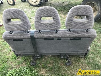 Anonse - CHRYSLER GRAND VOYAGER, tylna kanapa, stan dobry, rok 1998r., stan dobry, c.1.050zł. DWIKOZY Anonse CHRYSLER GRAND VOYAGER, tylna kanapa, stan dobry, rok 1998r., stan dobry, c.1.050zł. DWIKOZY