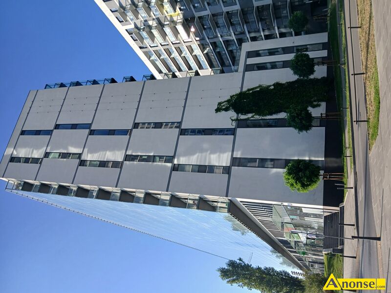 WARSZAWA , BLISKA WOLA, PRYMASA TYSIĄCLECIA , pokój 20m<sup>2</sup>, dla studentki opis dodatkowy: Komfortowy Pokój 20m<sup>2</sup>, dla kobiety 20-25 lat, w Apartamentowcu, al. Prymasa Tysiąclecia 83A, piętro 3/11 (ciche), w pełni wyposażony, z dużym (ok. 10m<sup>2</sup>,) tarasem, w M4. Wszystkie nowe meble sofa, fotel, stół, szafa, krzesła, regał, dywan, obrazy, lustro, szafa, TV WARSZAWA , BLISKA WOLA, PRYMASA TYSIĄCLECIA , pokój 20m<sup>2</sup>, dla studentki opis dodatkowy: Komfortowy Pokój 20m<sup>2</sup>, dla kobiety 20-25 lat, w Apartamentowcu, al. Prymasa Tysiąclecia 83A, piętro 3/11 (ciche), w pełni wyposażony, z dużym (ok. 10m<sup>2</sup>,) tarasem, w M4. Wszystkie nowe meble sofa, fotel, stół, szafa, krzesła, regał, dywan, obrazy, lustro, szafa, TV