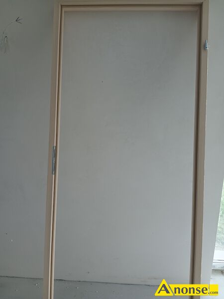 DRZWI , uywane,opis dodatkowy: Futryny do drzwi  80 cm, 7 sztuk, kolor jasne drewno, cena 60 z/ s - image 0 - anonse.com