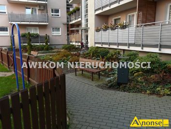 Anonse SKIERNIEWICE, M-2, 37m<sup>2</sup>/4, blok, jednopoziomowe, piwnica, 1 balkon, gaz, prd, kanalizacja, dojazd asfaltowa, dozr budynku, bardzo dobry, d