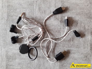 Anonse ZESTAW SŁUCHAWKOWY PODRÓŻNY, Sprzedam fabrycznie nowy zestaw słuchawkowy podróżny z kablami ładującymi - złącze Micro-USB, C i iOS, słuchawk