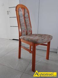 Anonse KRZESŁO, używane, Krzesło tapicerowane wykonane z drzewa bukowego, nogi proste, opacie lekko zaokrąglone siedzisko tapicerowane. Krzesło w i