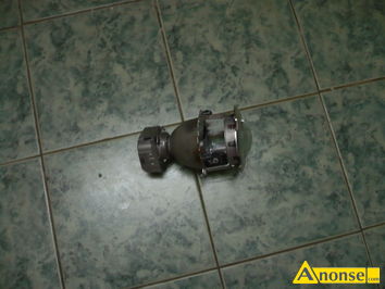 Anonse AUDI A6, Halogen, obudowa halogenu, arnik, zalepka ruby holowniczej w zderzak przedni listwa chromowa w zderzak, kratka dolna grila, krat