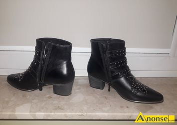 Anonse BUTY, rozm.36, Mam do sprzedania buty damskie 36. Wygodne, nowe, raz zaoone. Obcas okaza si za duy. Odbir osobisty w Radomiu, c.55z.