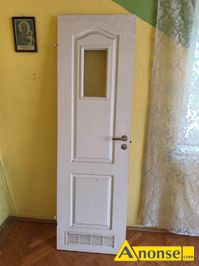 Anonse DRZWI, uywane, biae 60-tki azienkowe, kompletne, bez uszkodze., stan dobry, c.50z. RADOM