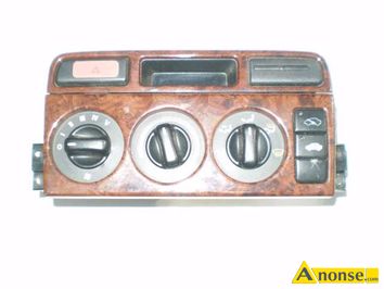 Anonse KONSOLA, Sprzedam panel sterowania, konsola do samochodu SAAB 9-5, c.65z. SKARYSKO-KAMIENNA