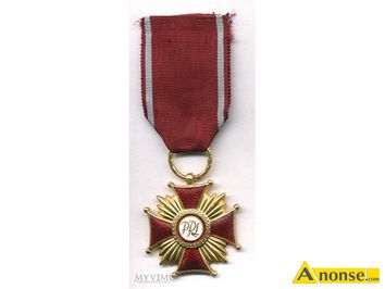 Anonse MEDAL, zoty krzy zasugi-1szsrebrny krzy-3sz oraz medal 40 -o lecia PL-3 szpudeka, stan idealny, c.220z. LUBLIN