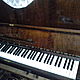 PIANINO, Pianino Legnica, wysoki poysk, kolor ciemny brz, z lat 60-tych, stan bardzo dobry, c.3.000z. JDRZEJW