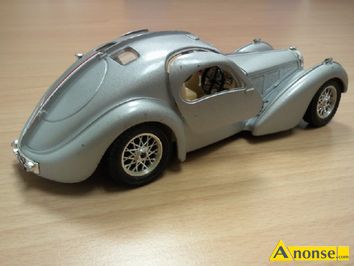Anonse MODEL, samochodu Bugatti Atlantic 1936 r. skala 1/24 Firmy Burago ., stan idealny, c.70zł. LUBLIN