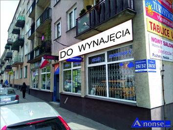 Anonse BUDYNEK 30m<sup>2</sup>, RDMIECIE, wejcie bezporednio z ulicy, witryna, c.o., kanalizacja, prd, woda, Do wynajcia lokal z przeznaczeniem na dzia