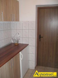 Anonse GOBIW, M-2, 18m<sup>2</sup>, p. 3/4, dla osb pracujcych, do zamieszkania, zabudowa kuchni, bez porednikw, blisko koci, blisko przystanek, bli