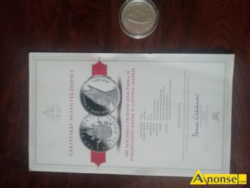 Anonse MEDAL, Sprzedam medal srebrny z Jan Pawe II +certyfika stan bardzo dobry, c. do 60z. KIELCE