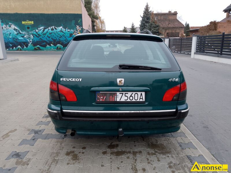 PEUGEOT 405
406, 2001r./VII, 1.761cm<sup>3</sup>, 90KM, 16V , benzyna + gaz, kombi, 241.000km, zielony, metalik bezpieczeństwo: system kontroli trakcji, poduszki powietrzne, immobiliser, ASR, ABS komfort: wspomaganie kierownicy, regulacja świateł, regulacja kierownicy, manualna, komputer pokładowy, elektryczne szyby, elektryczne lusterka, centralny zamek wygląd: halogeny informacje dodatkowe: elektroniczny wtrysk, liczba drzwi, katalizator, karta pojazdu, bezwypadkowy 5 drzwi (5D) 5 drzwi (5D) audio samochodowe: radio opis dodatkowy: Peugeot 406 1.8 ,Benzyna plus Gaz LPG
rok prod. 2001
pierwsza rejestracja 03.2001
samochód bezwypadkowy
oryginalny lakier
samochód bez wad technicznych, jeżdzi bardzo dobrze
badanie techniczne ważne do 10.2025
wszystkie dane o pojeździe tj. Vin, nr rej, itp. udostępnie telefonicznie
Wyposażenie
Klimatyzacja
system ABS, ESP, TC i ESP+
złącze AUX line in
komputer pokładowy
nawiewy powietrza dla 2 rzędu siedzeń
fotele przednie z regulacją odcinka ledźwiowego
kierownica pokryta skórą
światła przeciwmgielne
klimatyzacja
tempomat
czujnik zmierzchu
elektryczne szyby
el. sterowane lusterka boczne
4 x airbag + kurtynty
immobilizer
czujniki parkowania
opony zimowe
hak holowniczy
układ hamulcowy i zawieszenie w b. dobrym stanie
silnik i skrzynia biegów bez zastrzeżeń
samochód bezwypadkowy
gotowy do jazdy, nie wymaga wkładu finansowego
sprzedaż na umowę kupna sprzedaży
stan przedmiotu transakcji: stan dobry PEUGEOT 405
406, 2001r./VII, 1.761cm<sup>3</sup>, 90KM, 16V , benzyna + gaz, kombi, 241.000km, zielony, metalik bezpieczeństwo: system kontroli trakcji, poduszki powietrzne, immobiliser, ASR, ABS komfort: wspomaganie kierownicy, regulacja świateł, regulacja kierownicy, manualna, komputer pokładowy, elektryczne szyby, elektryczne lusterka, centralny zamek wygląd: halogeny informacje dodatkowe: elektroniczny wtrysk, liczba drzwi, katalizator, karta pojazdu, bezwypadkowy 5 drzwi (5D) 5 drzwi (5D) audio samochodowe: radio opis dodatkowy: Peugeot 406 1.8 ,Benzyna plus Gaz LPG
rok prod. 2001
pierwsza rejestracja 03.2001
samochód bezwypadkowy
oryginalny lakier
samochód bez wad technicznych, jeżdzi bardzo dobrze
badanie techniczne ważne do 10.2025
wszystkie dane o pojeździe tj. Vin, nr rej, itp. udostępnie telefonicznie
Wyposażenie
Klimatyzacja
system ABS, ESP, TC i ESP+
złącze AUX line in
komputer pokładowy
nawiewy powietrza dla 2 rzędu siedzeń
fotele przednie z regulacją odcinka ledźwiowego
kierownica pokryta skórą
światła przeciwmgielne
klimatyzacja
tempomat
czujnik zmierzchu
elektryczne szyby
el. sterowane lusterka boczne
4 x airbag + kurtynty
immobilizer
czujniki parkowania
opony zimowe
hak holowniczy
układ hamulcowy i zawieszenie w b. dobrym stanie
silnik i skrzynia biegów bez zastrzeżeń
samochód bezwypadkowy
gotowy do jazdy, nie wymaga wkładu finansowego
sprzedaż na umowę kupna sprzedaży
stan przedmiotu transakcji: stan dobry