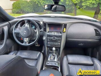 Anonse INFINITI QX70, 2015r./V, 3.000cm<sup>3</sup>, 238KM, 16V, turbo diesel, van, 196.000km, biay, pera, system kontroli trakcji, poduszki powietrzne, 8xP