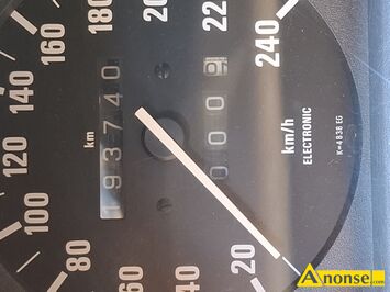 Anonse BMW SERIA 3, 1987r., 1.800cm<sup>3</sup>, 115KM, benzyna, sedan, 190.000km, biay, centralny zamek, sprowadzona w orginale lekkie oznaki korozii, stan