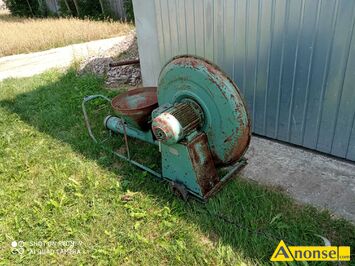 Anonse DMUCHAWA, do zboa 4.8kw Niemiecka duy wentylator kolana rury w zestawie Moliwo dowozu, stan bardzo dobry, c.3.900z. RADOM 690-176-71