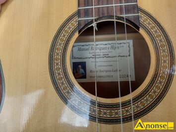 Anonse GITARA, RODRIGUEZ, Sprzedam w dobrej cenie gitar akustyczn ze wierku Firmy Hiszpaskej Manuel Rodriguez wraz z pokrowcem., stan bardzo do