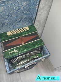 Anonse Harmonia guzikwka 2 rzdowa, Harmonia guzikwka 2'rzdowa., stan bardzo dobry, c.300z do uzg.. RADOM