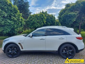 Anonse INFINITI QX70, 2015r./V, 3.000cm<sup>3</sup>, 238KM, 16V, turbo diesel, van, 196.000km, biay, pera, autoalarm, poduszki powietrzne, 8xPP, system kont