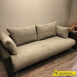 Anonse KANAPA, kolor biay, Kanapa do spania koloru siwa z poduszkami, z pojemnikiem na pociel szerok.170cm.dlug.220cm cena 500zl, stan bardzo dob
