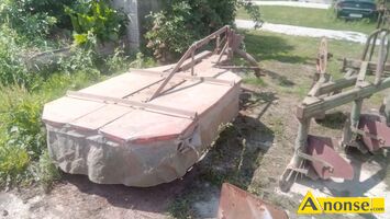 Anonse KOSIARKA, rotacyjna, uywana, 1,65m do maego remontu (do wymiany grna blacha i plandeka). Poza tym kosiarka sprawna, gotowa do uytku. Tyl