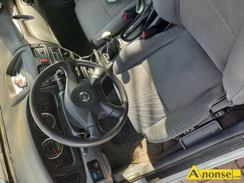 Anonse NISSAN ALMERA, 2005r., 1.500cm<sup>3</sup>, 215.000km, srebrny, ABS, centralny zamek, elektryczne szyby przd (2xES), aluminiowe felgi, halogeny, liczb