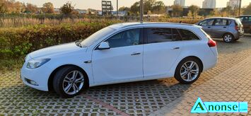 Anonse OPEL INSIGNIA, 2009r., 162cm<sup>3</sup>, 220KM, benzyna, kombi, 210.000km, biay, pera, ABS, immobiliser, ASR, poduszki powietrzne, 2xPP, system kont