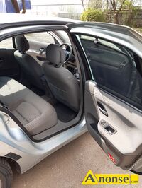 Anonse RENAULT LAGUNA, 2003r., 1.900cm<sup>3</sup>, 120KM, 16V, turbo diesel + intercooler, hatchback, 300.000km, srebrny, metalik, ABS, immobiliser, wspomaga