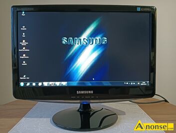Anonse SAMSUNG, 15cali, Monitor Samsung o przektnej 1360x768, dwa kable zasilania i podczenia pod komputer. Stan bardzo dobry., c.80z. RADOM