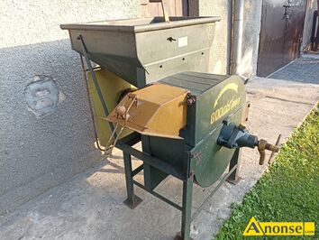 Anonse RUTOWNIK, Sprzedam rutownik na kamienie. 800 obr/min, stan bardzo dobry, c.350z do uzg.. CHMIELNIK