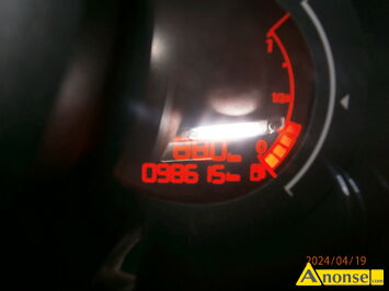 Anonse CITROEN C3, 2015r./XII, 1.199cm<sup>3</sup>, 82KM, benzyna, hatchback, 102.700km, czarny, pera, ABS, poduszki powietrzne, 4xPP, system kontroli trakcj