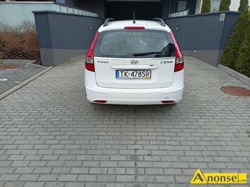 Anonse HYUNDAI I30, 2011r., 1.400cm<sup>3</sup>, 109KM, benzyna + gaz, kombi, 238km, biay, metalik, elektryczne szyby przd (2xES), liczba drzwi: 5 drzwi (5D