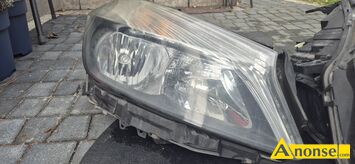 Anonse MERCEDES A180 W176 Z 2013, Mercedes a180 w176 z 2013 r. lampy przednia prawa i przednia lewa, lampy w 100% sprawne. Stan wizualny jak na zdj