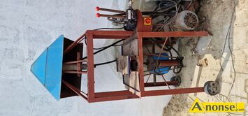 Anonse PRASA, Hydrauliczna, Prasa hydrauliczna o nacisku 5 ton, wysig toka 150mm, silnik 3kW, stan dobry, c.950z do uzg.. KRPIEC