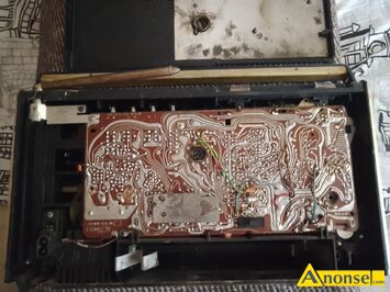 Anonse RADIOMAGNETOFON, czarna obudowa, Radiomagnetofon Kasprzak Unitra ZRK KASPRZAK RB 3200 Automatic. Dodatkowo jest pi baterii R20 Elektron.Je