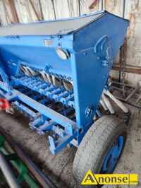 Anonse SIEWNIK, Redlicowy, Sprzedam siewnik zboowy, Kraj Agro Kutno 3 metrowy, redlicowy, zgrabki z tyu, rok produkcji 1989, stan dobry, c.3.500z