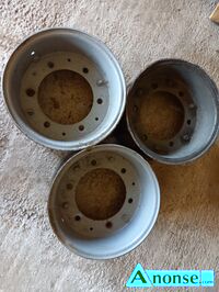 Anonse CZʦCI, Felgi 15.3 z otworem 22 cm stary typ 150 z za 3 szt, c.55z do uzg.. RADOM