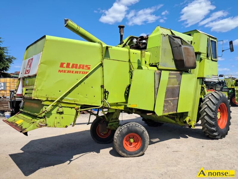 kombajn  opis dodatkowy: Claas Mercator S w oryginale sprowadzony z kabina oraz sieczkarnia silnik 6 cylindrowy perkins 2700 motogodzin heder do wyboru 4.20 oraz 3.20 opon adne 4 wytrzsacze wspomaganie kierownicy dodatkowe sita wymienne kombajn w peni sprawny garaowany stan bardzo dobry cena do negocjacji wicej informacji udziel telefonicznie telefonicznie. Moliwo transportu
