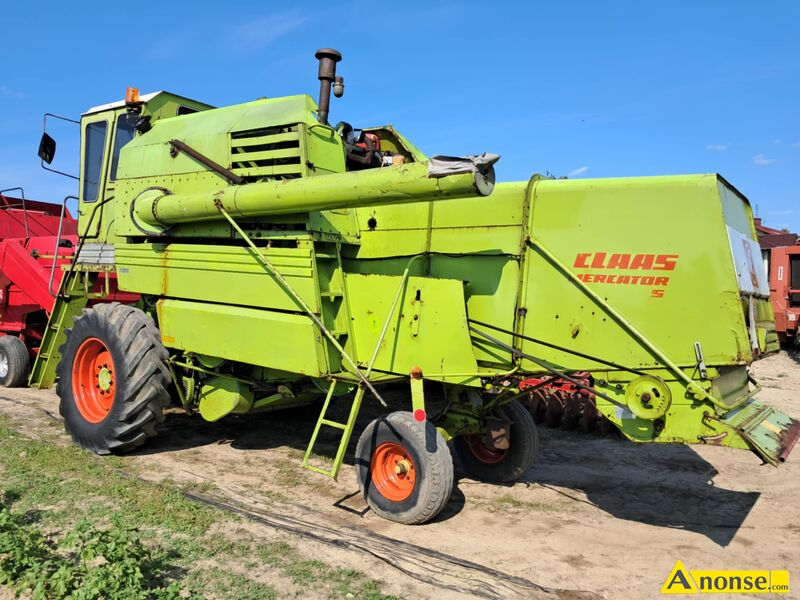 kombajn  opis dodatkowy: Claas Mercator S w oryginale sprowadzony z kabina oraz sieczkarnia silnik 6 cylindrowy perkins 2700 motogodzin heder do wyboru 4.20 oraz 3.20 opon adne 4 wytrzsacze wspomaganie kierownicy dodatkowe sita wymienne kombajn w peni sprawny garaowany stan bardzo dobry cena do negocjacji wicej informacji udziel telefonicznie telefonicznie. Moliwo transportu
 - image 4