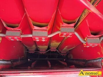 Anonse KOMBAJN, Massey Ferguson 20 w oryginale wieo sprowadzony silnik 4 cylindrowy Perkins 2100 motogodzin opony 90 % bienika pierwsze od nowo