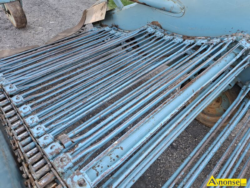 KOPACZKA , Elewatorowa , AGROMET opis dodatkowy: Sprzedam kopaczk elewatorow dwurzdow do ziemniakw firmy Agromet fabryczna w oryginale nie malowana tamy metalowe jak nowe oryginalna farba na tamach ogniwa nie poprzecierane. Moliwo zorganizowania transportu  stan przedmiotu transakcji: stan bardzo dobry - image 6