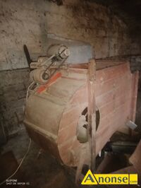 Anonse MYNEK, do czyszczenia zboa, odwiewa licie z jagd, silnik elektryczny, mlynek do zboza sprawdzilsie do odwiewania lisci z porzeczki, stan