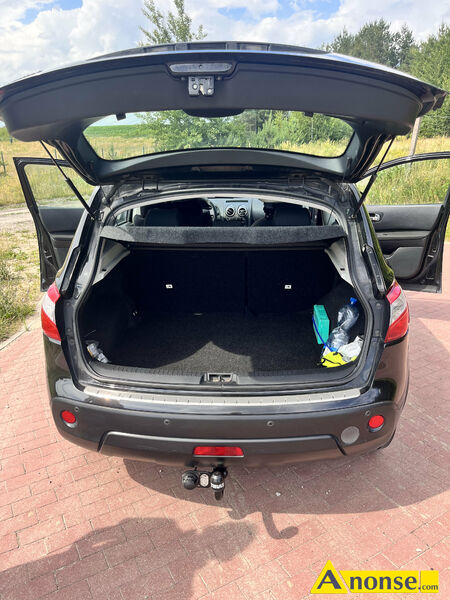 NISSAN  QASHQAI, 2010r., 1,6cm<sup>3</sup>, 198.000km bezpieczestwo: system kontroli trakcji, poduszki powietrzne, autoalarm, immobiliser, ABS komfort: klimatyzacja automatyczna, regulacja wiate, regulacja kierownicy, wspomaganie kierownicy, centralny zamek, komputer pokadowy, elektryczne szyby wygld: aluminiowe felgi informacje dodatkowe: liczba drzwi, z salonu, hak holowniczy, ksika serwisowa, serwisowany, katalizator, bezwypadkowy, karta pojazdu 5 drzwi (5D) 5 drzwi (5D) audio samochodowe: radio + odtwarzacz CD opis dodatkowy: Auto salonowe, bezwypadkowe, dodatkowo koa zimowe. - image 8