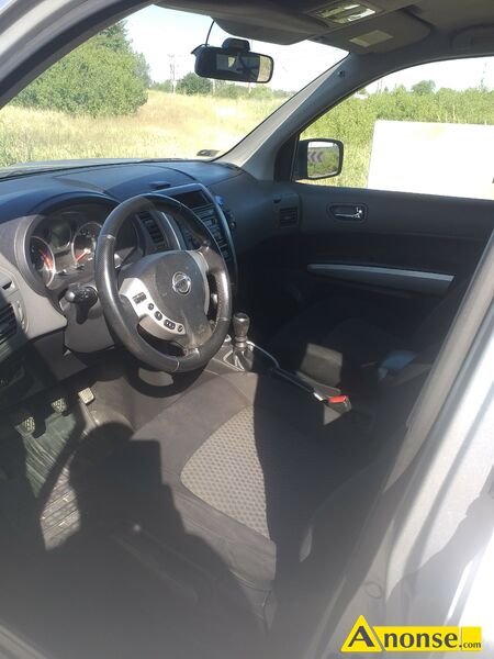 NISSAN  x-trail, 2008r., 2cm<sup>3</sup>, 150KM , diesel, kombi, 360.000km, srebrny informacje dodatkowe: liczba drzwi 5 drzwi (5D) 5 drzwi (5D) audio samochodowe: radiomagnetofon opis dodatkowy:  stan przedmiotu transakcji: stan bardzo dobry